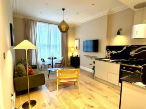 Trendy 1BR flat in Shepherds Bush, 5min tube